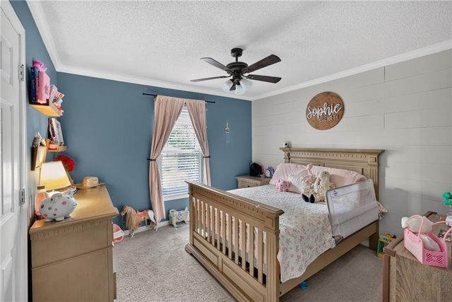 290 Sadler Dr, Douglasville, GA 30134