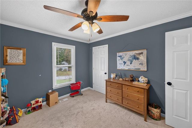 290 Sadler Dr, Douglasville, GA 30134