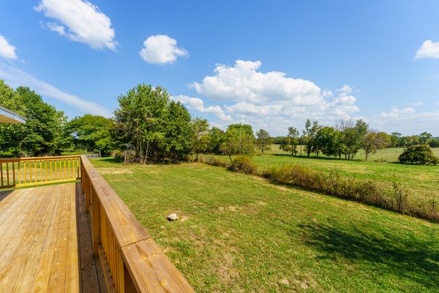 2113 Greene Road, Sparta, MO 65753