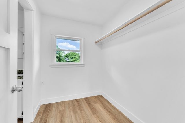 2113 Greene Road, Sparta, MO 65753