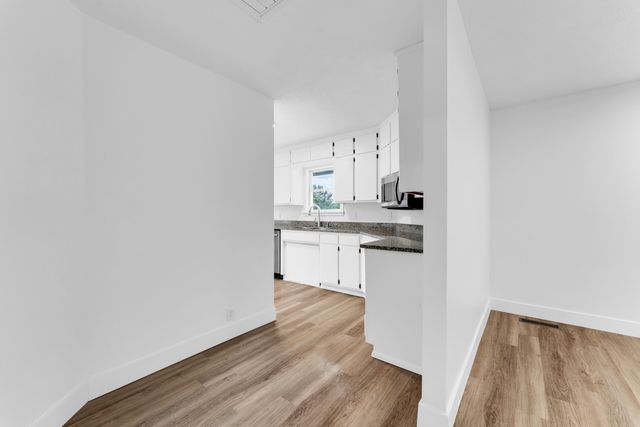 2113 Greene Road, Sparta, MO 65753