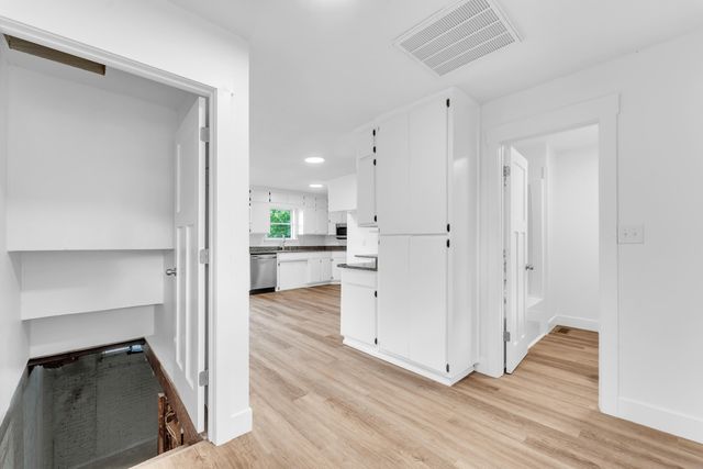 2113 Greene Road, Sparta, MO 65753