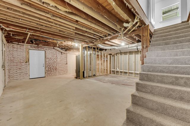 2113 Greene Road, Sparta, MO 65753