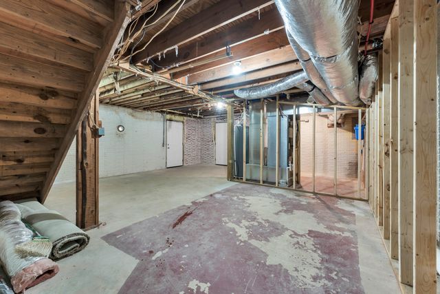 2113 Greene Road, Sparta, MO 65753