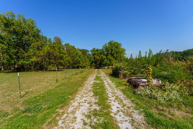 2113 Greene Road, Sparta, MO 65753