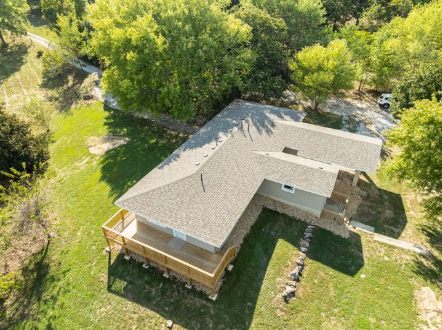 2113 Greene Road, Sparta, MO 65753