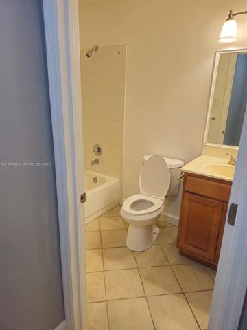 701 Lyons Rd 13205, Coconut Creek, FL 33063