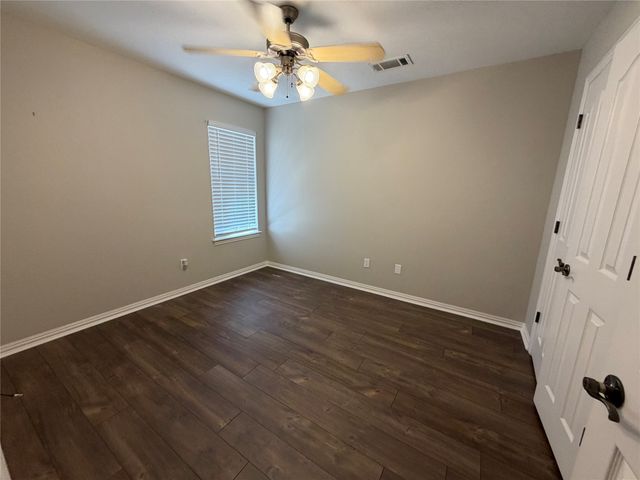 502 Oakridge Drive, Greenville, TX 75402