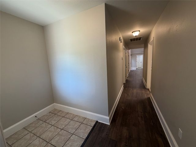 502 Oakridge Drive, Greenville, TX 75402