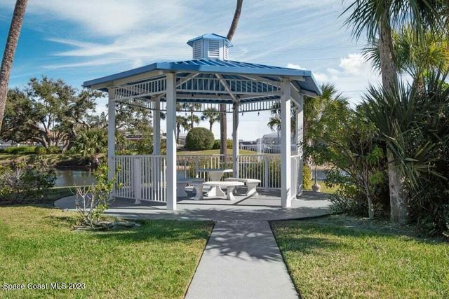 3165 N Atlantic Avenue A304, Cocoa Beach, FL 32931