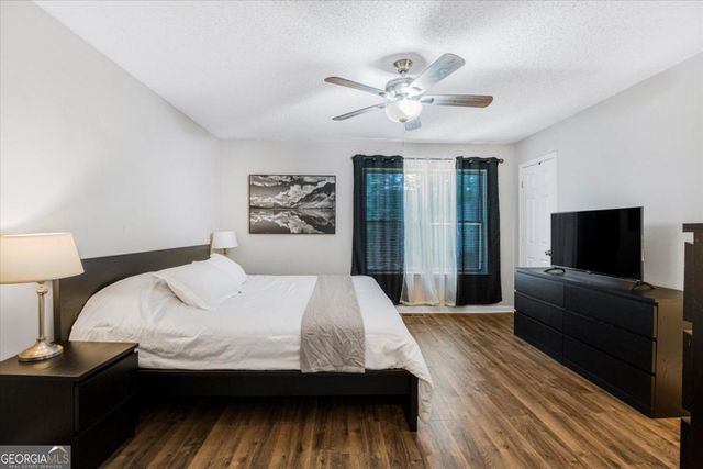 6005 Pat Mell Place SE, Smyrna, GA 30080