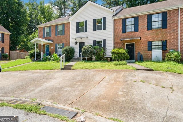 6005 Pat Mell Place SE, Smyrna, GA 30080