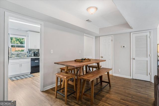 6005 Pat Mell Place SE, Smyrna, GA 30080