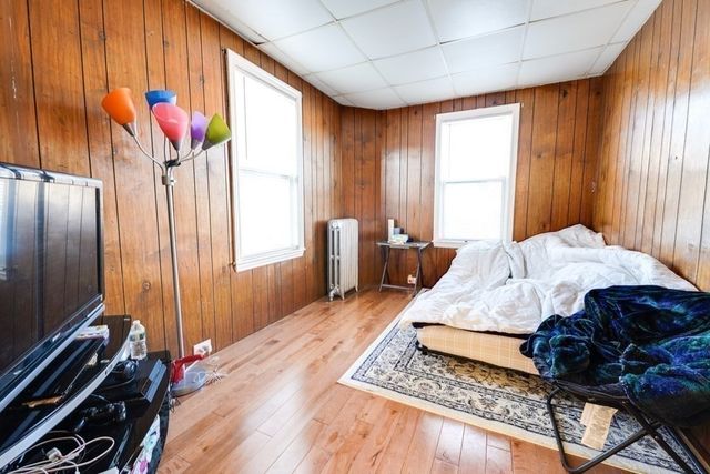30 Charles St, Quincy, MA 02169