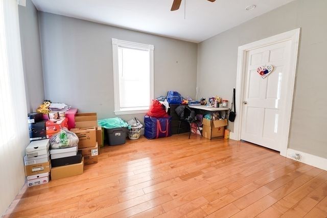 30 Charles St, Quincy, MA 02169