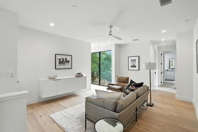 2411 Wilke DR, Austin, TX 78704
