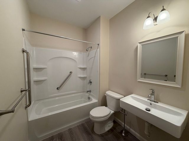 85 Lowell St 1, Peabody, MA 01960