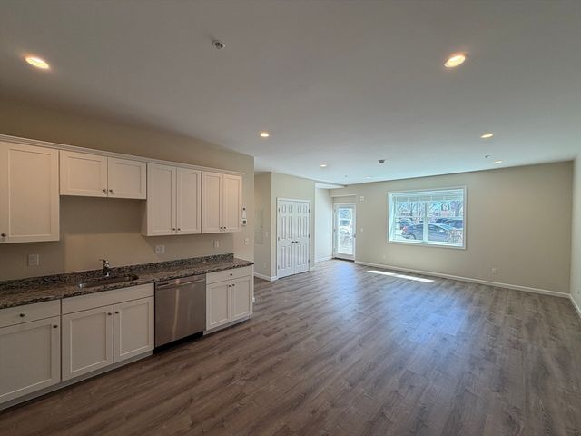 85 Lowell St 1, Peabody, MA 01960