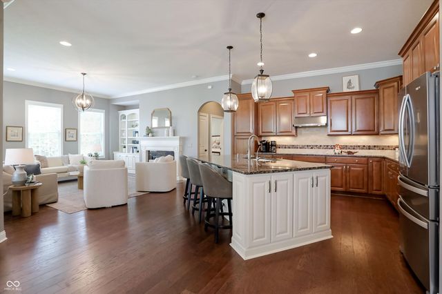 15633 Bethpage Trail, Carmel, IN 46033