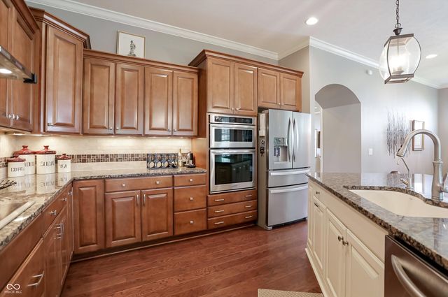 15633 Bethpage Trail, Carmel, IN 46033