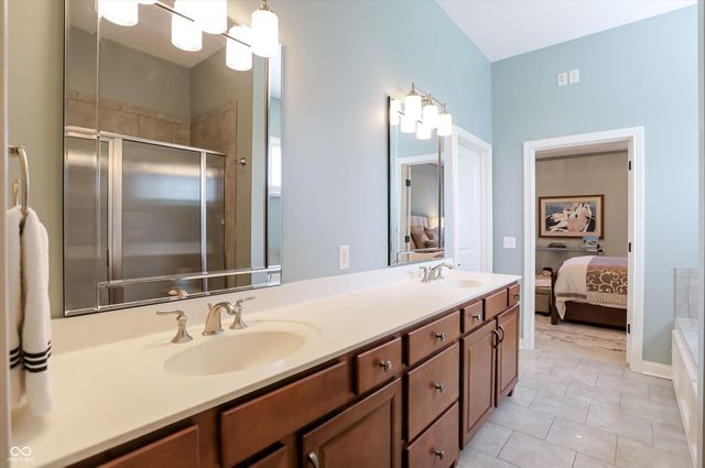 15633 Bethpage Trail, Carmel, IN 46033