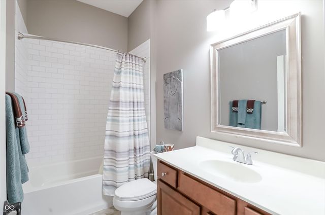 15633 Bethpage Trail, Carmel, IN 46033