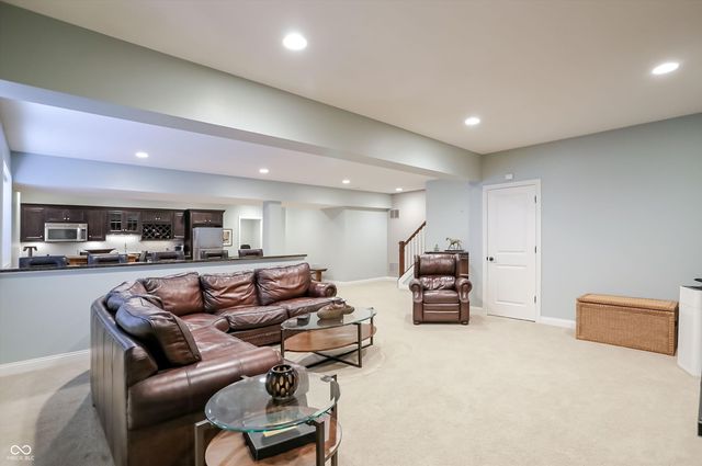 15633 Bethpage Trail, Carmel, IN 46033