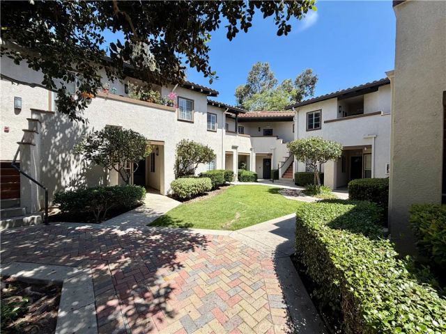 55 Via Pausa, Rancho Santa Margarita, CA 92688