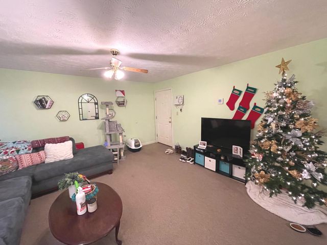 120 S Main Street, Harrodsburg, KY 40330