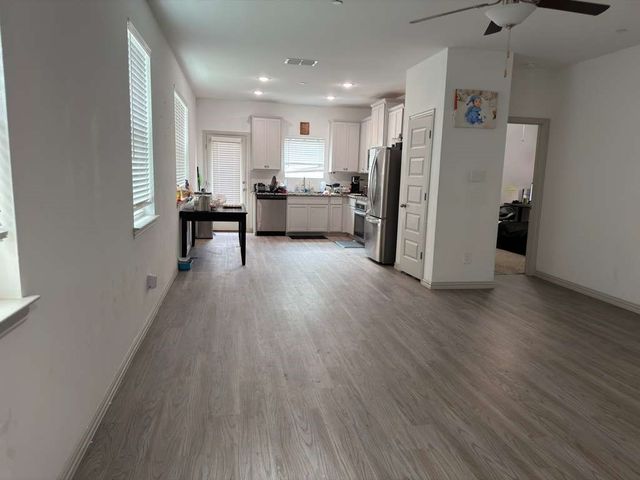 1106 Bowie Drive, Lewisville, TX 75077
