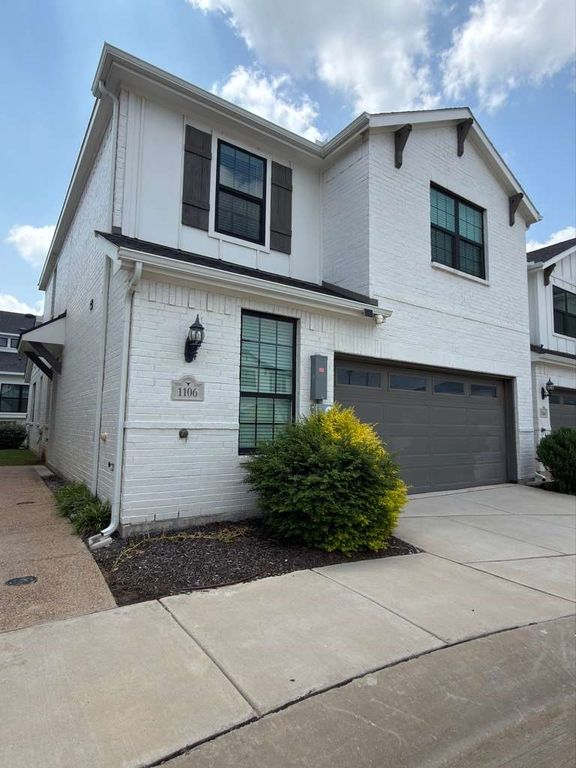 1106 Bowie Drive, Lewisville, TX 75077