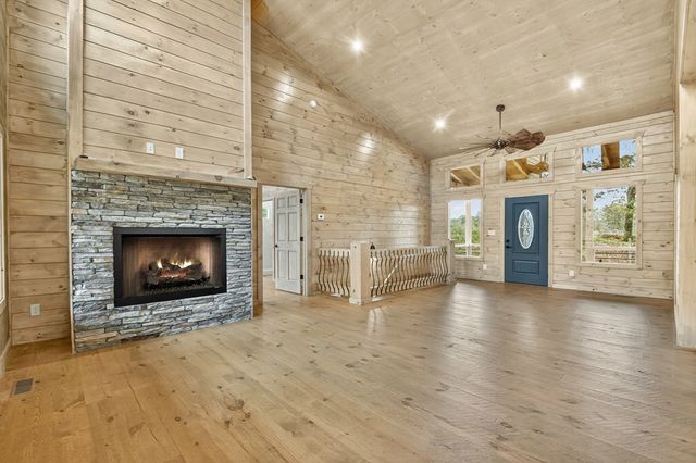 288 Windy Valley Trail, Blue Ridge, GA 30513