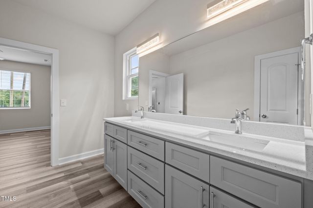 525 N Hoover Road, Durham, NC 27703