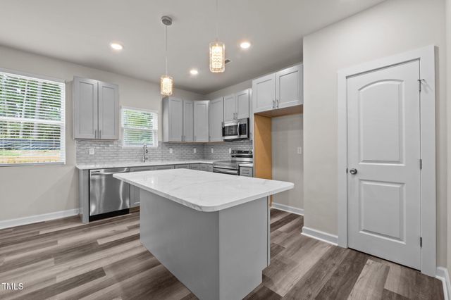 525 N Hoover Road, Durham, NC 27703