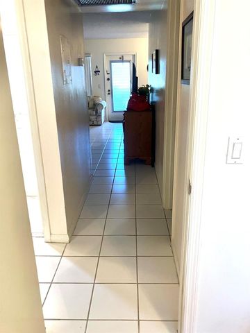 283 Durham H 283, Deerfield Beach, FL 33442