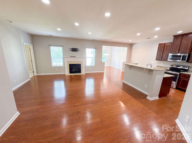 1006 Oakmere Road, Waxhaw, NC 28173
