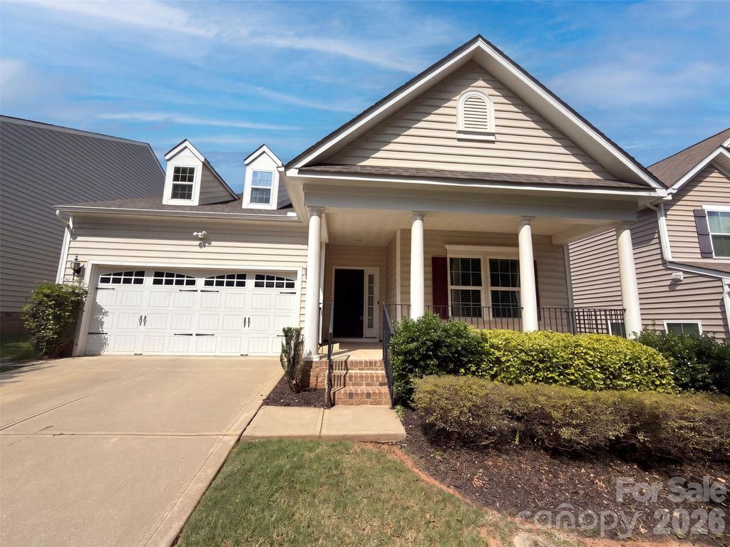 1006 Oakmere Road, Waxhaw, NC 28173
