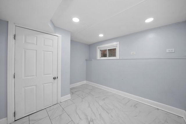 2011 Grey Avenue, Evanston, IL 60201