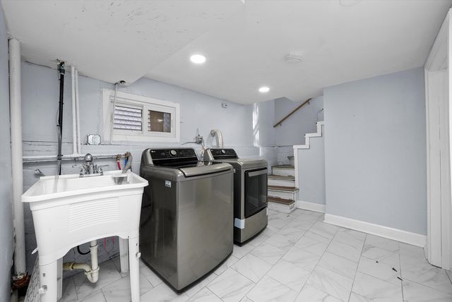 2011 Grey Avenue, Evanston, IL 60201