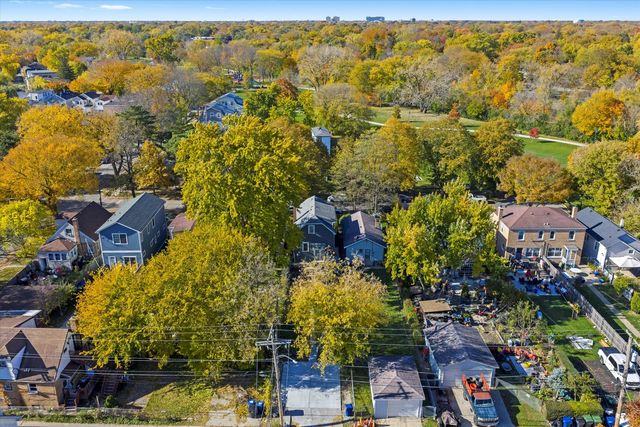 2011 Grey Avenue, Evanston, IL 60201