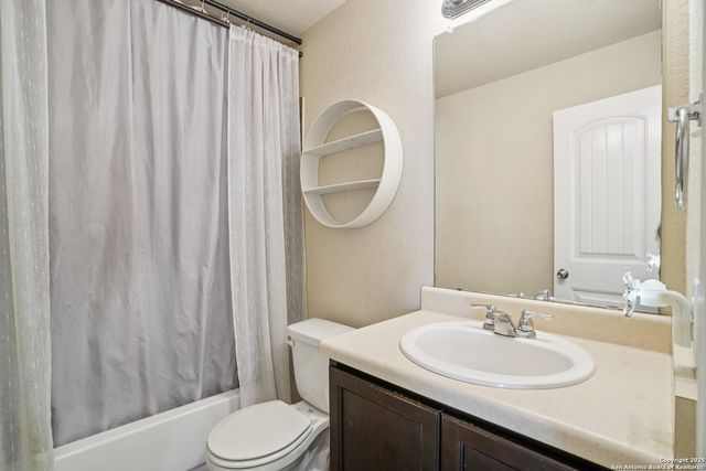 453 Eastern Phoebe, San Antonio, TX 78253