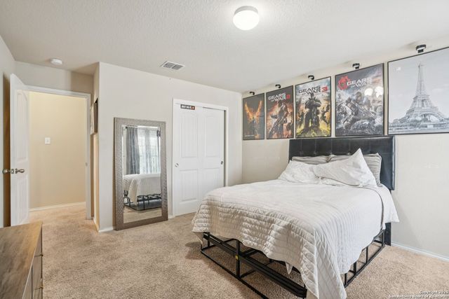 453 Eastern Phoebe, San Antonio, TX 78253