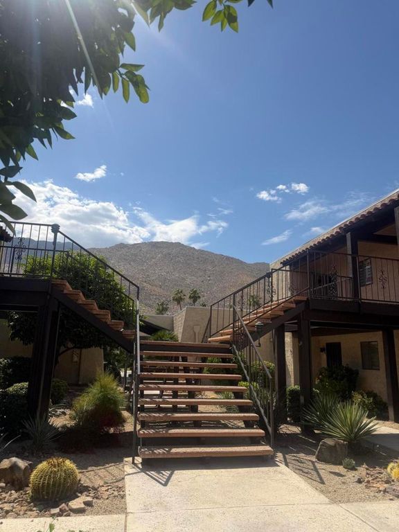 451 E ViA Carisma 72, Palm Springs, CA 92264