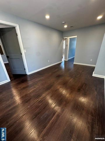 284 Dayton Street 278, Newark, NJ 07114