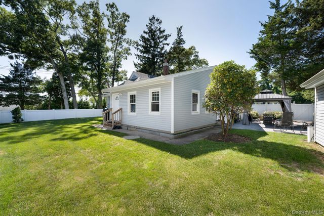 51 Norwood Avenue, Port Jefferson, NY 11776