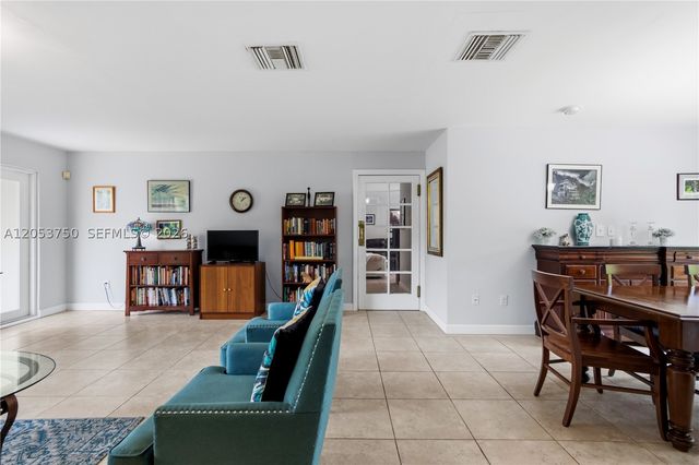 8445 SW 181st Ter, Palmetto Bay, FL 33157