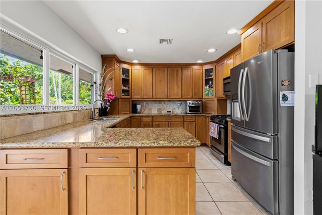 8445 SW 181st Ter, Palmetto Bay, FL 33157