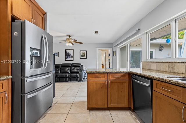 8445 SW 181st Ter, Palmetto Bay, FL 33157