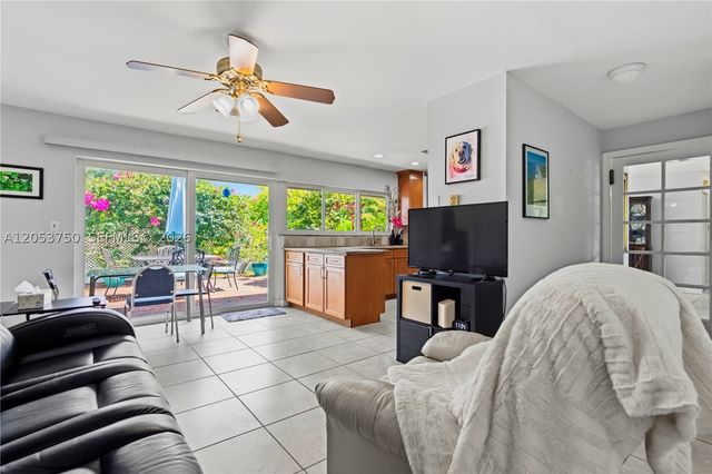 8445 SW 181st Ter, Palmetto Bay, FL 33157