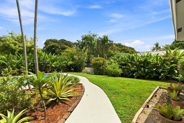 8445 SW 181st Ter, Palmetto Bay, FL 33157
